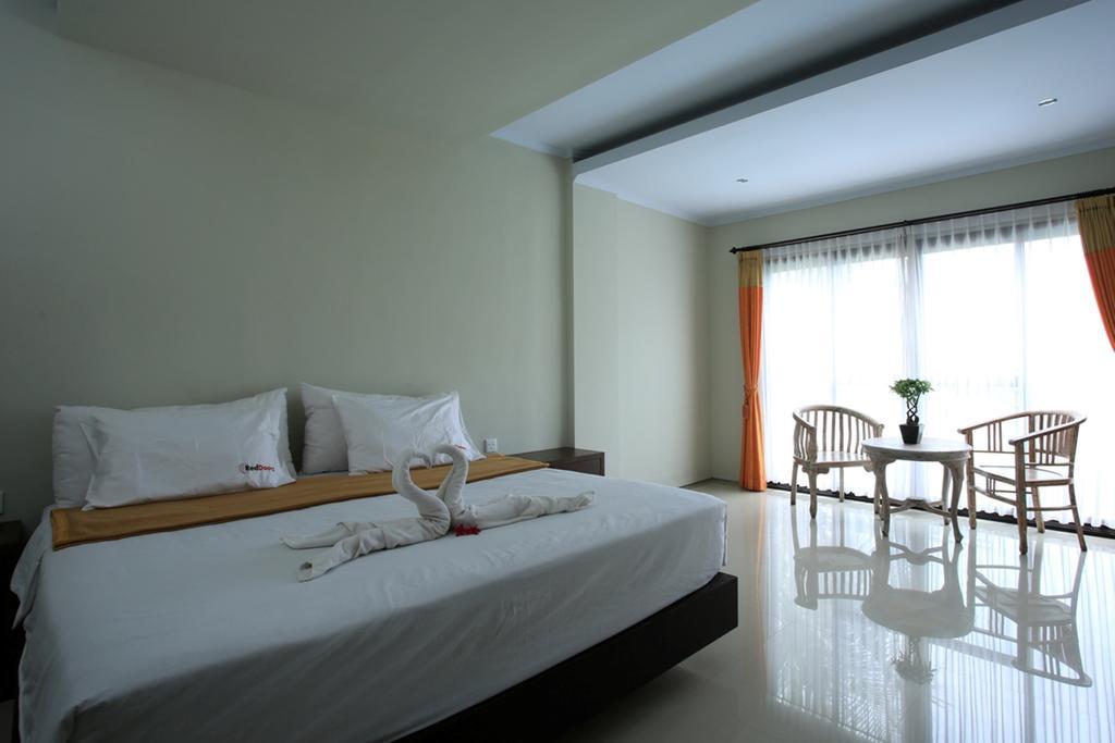 Reddoorz @ Padma Utara Hotel Legian Exterior foto